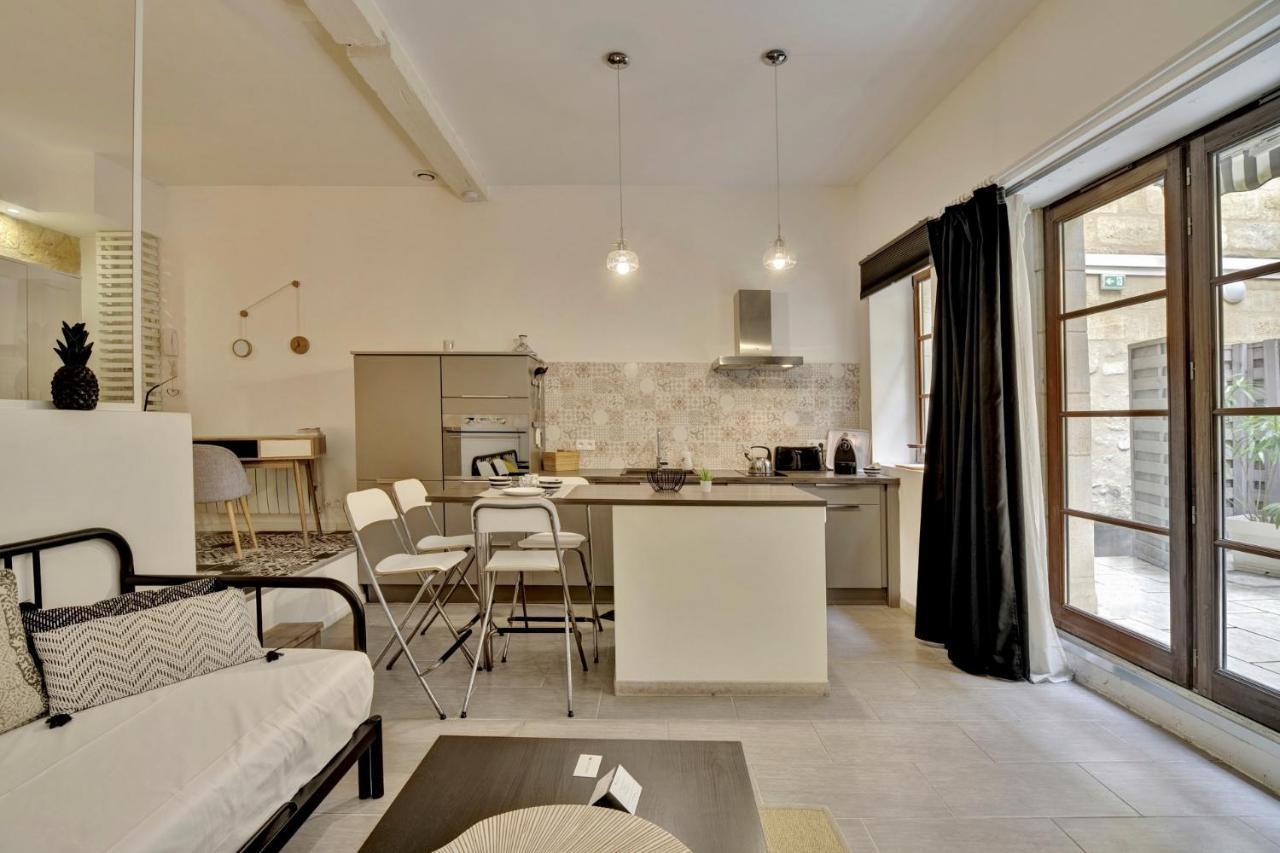 L'Atelier d'Auguste - Terrasse en plein cœur de Bordeaux Appartement Buitenkant foto