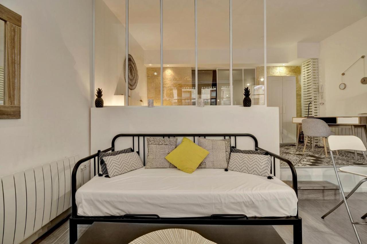 L'Atelier d'Auguste - Terrasse en plein cœur de Bordeaux Appartement Buitenkant foto